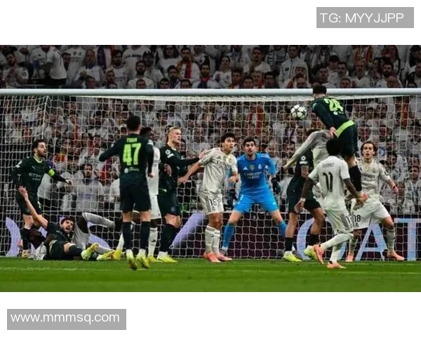 国王杯惊现乌龙球那不勒斯逆转AC米兰引发历史冷门瞬间