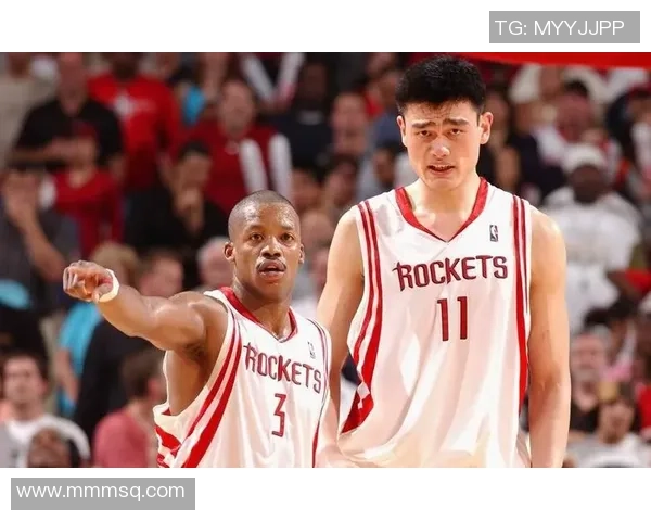 姚明2002年多重身份的崛起与篮球传奇的开端