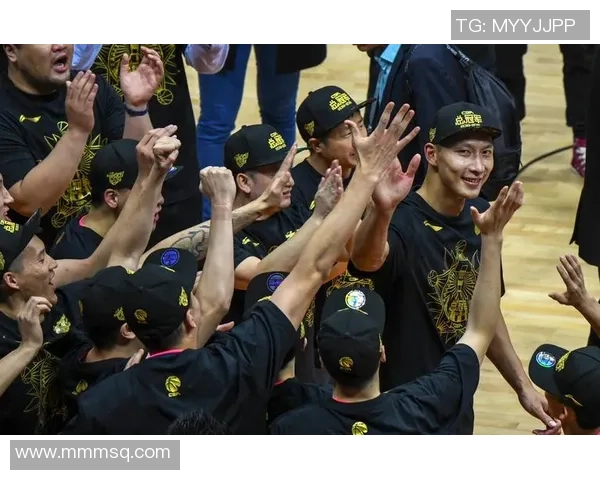 重庆篮球队实力解析：从历史成就到未来发展全景展望