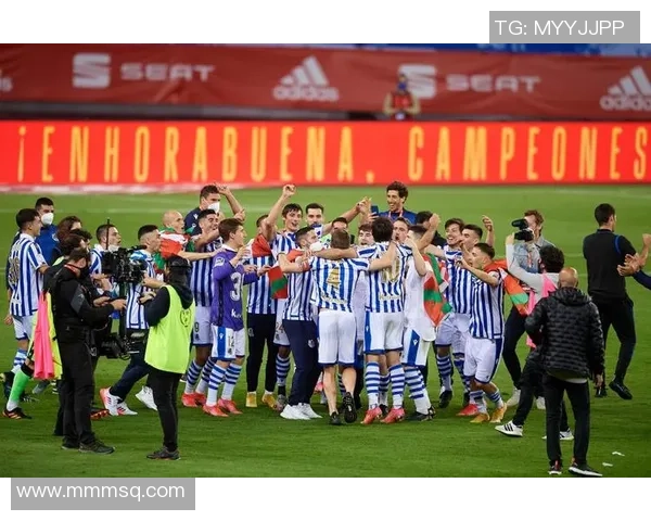 国王杯波尔图与莱比锡激战成平乌龙球瞬间点燃全场激情 国王杯波尔图与莱比锡激战成平乌龙球瞬间点燃全场激情