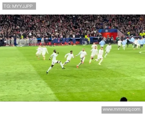 中超焦点战：皇马绝杀马竞全场沸腾瞬间回顾与分析