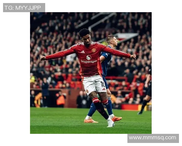 欧冠激战曼联大胜本菲卡6比2神奇扑救瞬间点燃全场激情