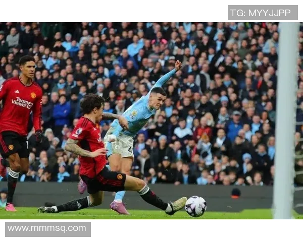 欧联杯经典对决曼联逆转曼城补时绝杀引爆全场激情